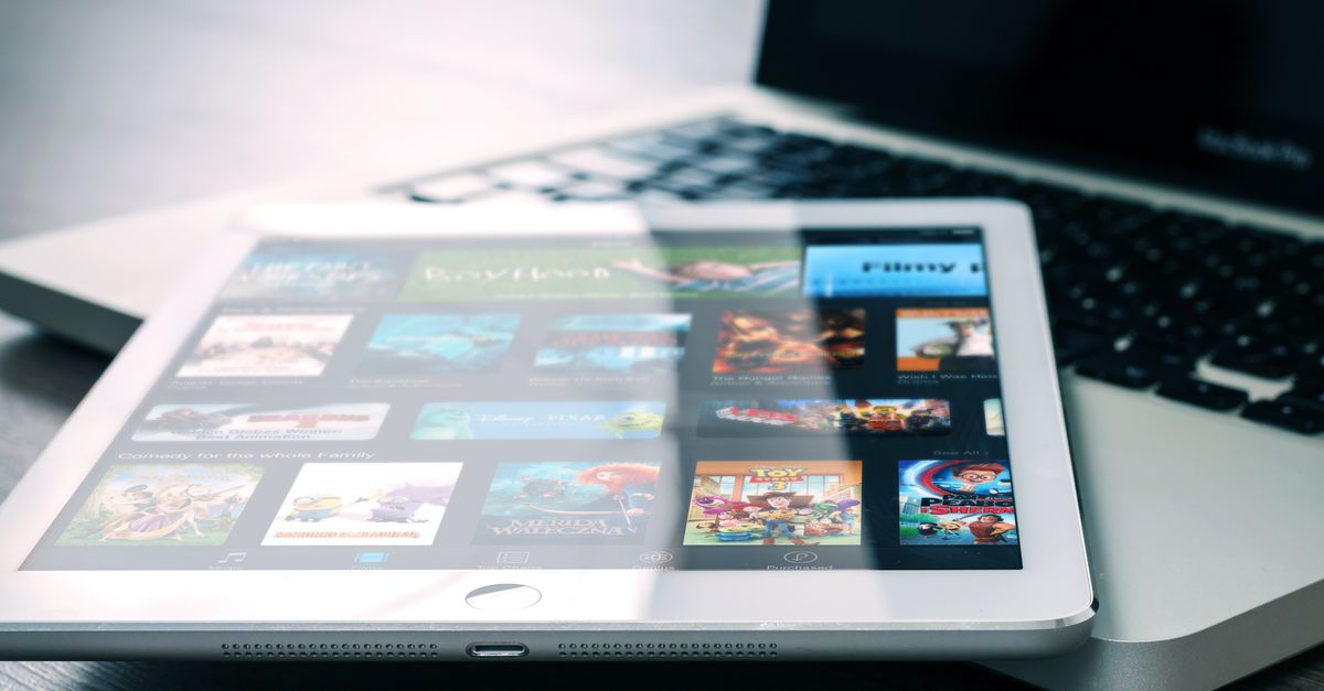 Plex fait peau neuve : une nouvelle application mobile et des tarifs révisés 1 plex : organisez et accédez facilement à toute votre bibliothèque multimédia en un seul endroit, où que vous soyez.