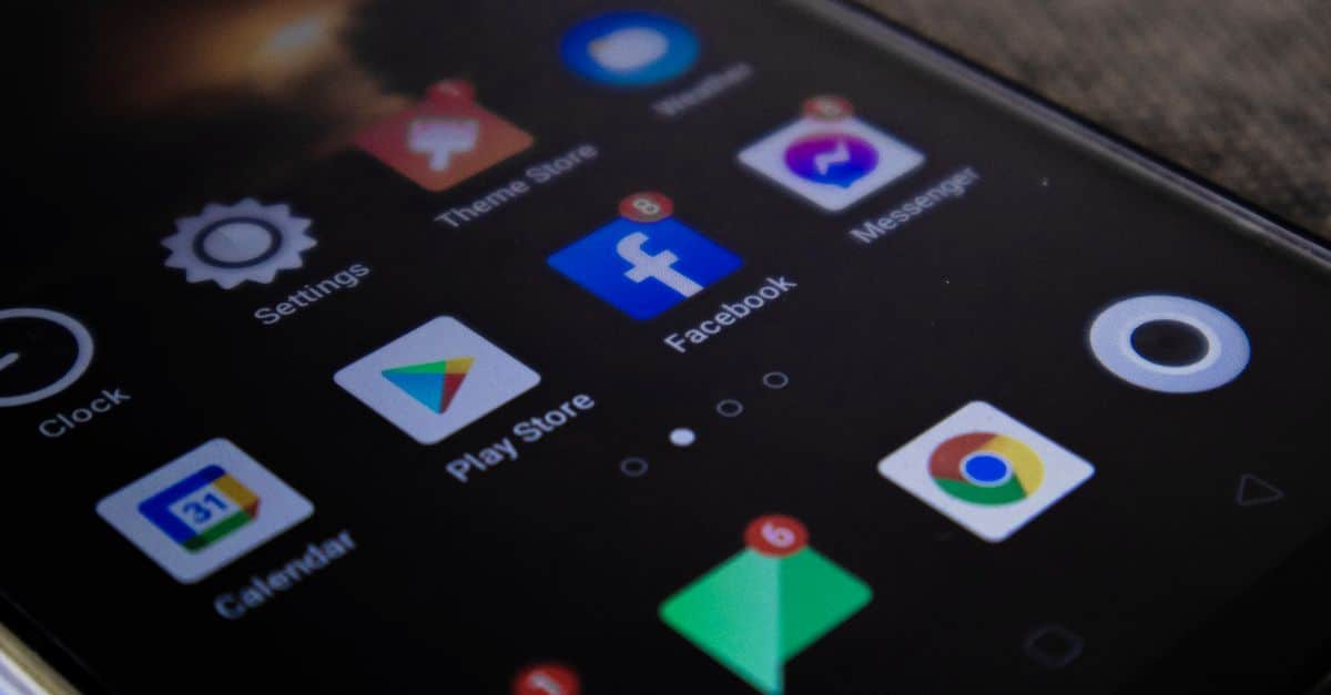 Plex réinvente son application mobile pour une expérience utilisateur améliorée 2 découvrez l'application mobile plex : accédez facilement à vos films, séries et musiques préférés où que vous soyez, avec une interface intuitive et des fonctionnalités avancées.