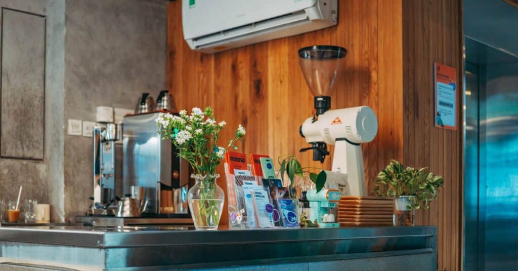 Préparez-vous à la canicule : ce climatiseur mobile tant attendu est de nouveau disponible 3 découvrez notre climatiseur portable puissant et silencieux, idéal pour rafraîchir rapidement toutes vos pièces. facile à installer et économique en énergie.