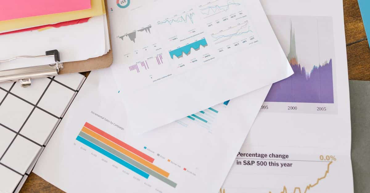 L'analyse prédictive : comprendre ses enjeux et applications 4 découvrez comment l'analytics prédictif utilise les données et les algorithmes pour anticiper les tendances, optimiser les décisions et transformer votre entreprise.