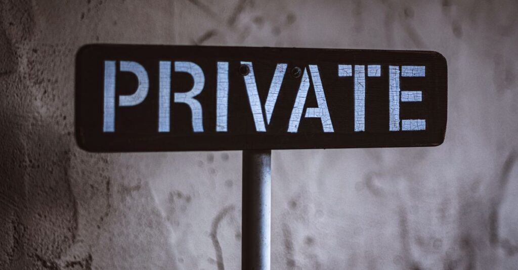 La CNIL met à jour ses recommandations pour renforcer la protection de la vie privée dans les applications mobiles 9 découvrez nos solutions avancées de protection de la vie privée pour sécuriser vos données personnelles et naviguer en toute confidentialité sur internet.