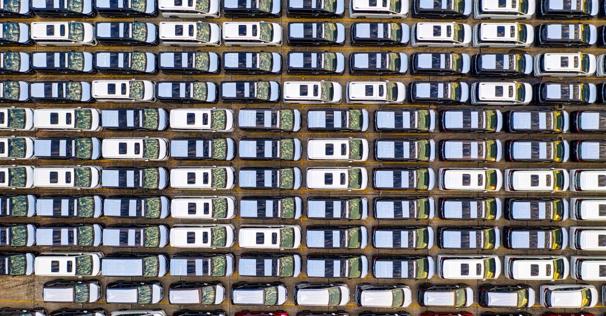 Les constructeurs de voitures électriques qui réussissent à faire des profits 2 découvrez les fabricants de voitures électriques les plus rentables, alliant innovation, durabilité et performances économiques.