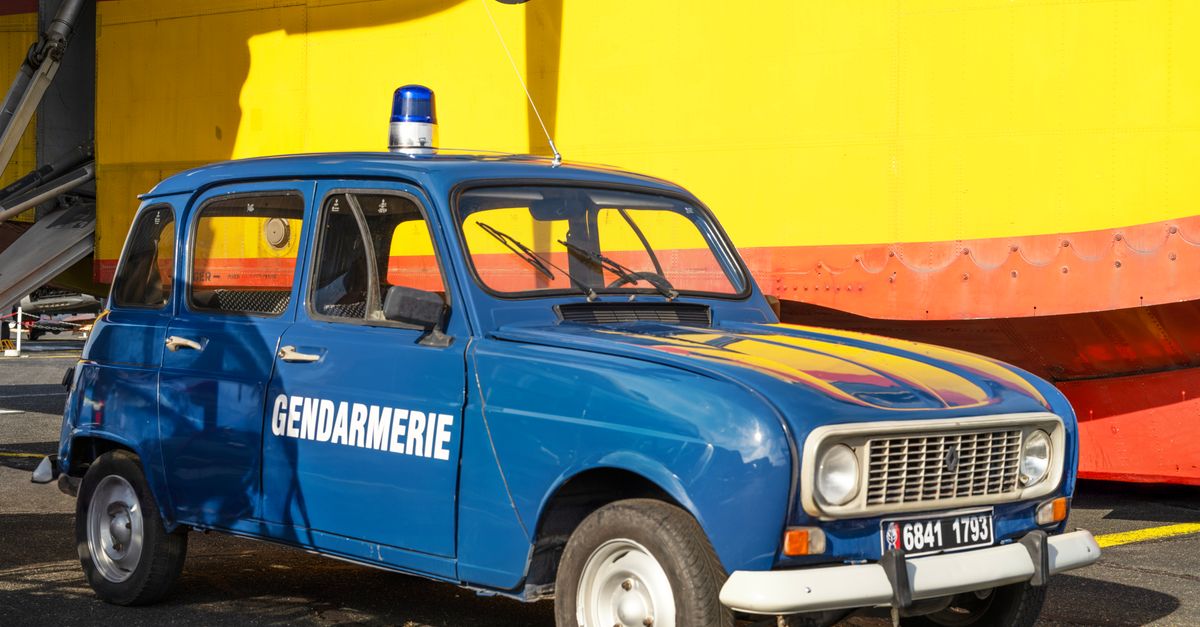 La Renault 4 E-Tech : un essai automobile qui révèle tous ses atouts 10 découvrez la renault 4 e-tech, l'alliance parfaite entre design iconique et technologie électrique innovante pour une conduite durable et agréable.