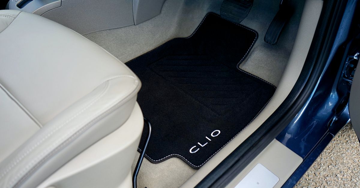 Renault Scénic E-Tech : le retour en force du véhicule de l'année 2024 9 découvrez le renault scenic e-tech, le suv hybride alliant design moderne, technologie avancée et performance écologique pour une conduite innovante et responsable.