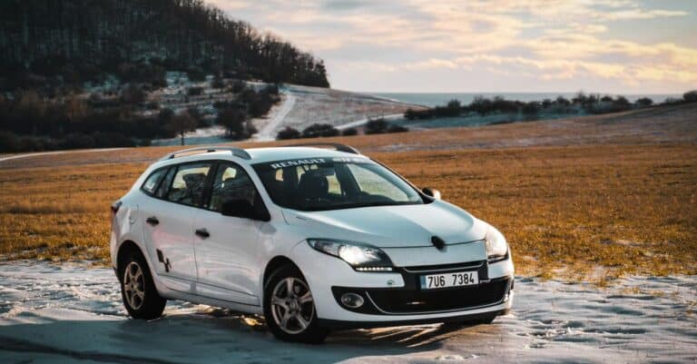 Renault Scénic E-Tech électrique : de nouvelles améliorations pour rivaliser avec le Tesla Model Y