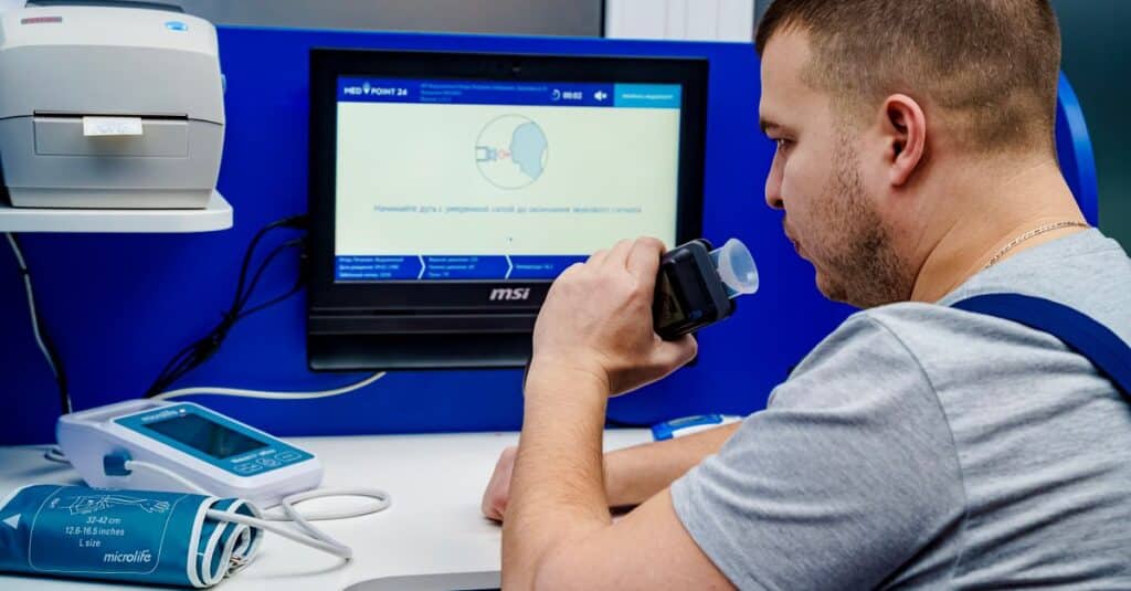 découverte d'une plateforme SaaS dédiée aux logiciels de test en radiofréquence 6 découvrez notre plateforme saas de test rf : simplifiez et automatisez les tests de radiofréquence pour assurer la performance et la fiabilité de vos dispositifs.