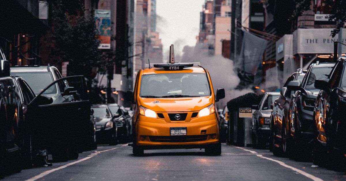 Uber et Hinomaru Kotsu unissent leurs forces pour lancer les robotaxis à Tokyo 1 découvrez l'avenir de la mobilité urbaine avec les robotaxis : des véhicules autonomes sûrs, économiques et pratiques pour vos déplacements quotidiens.