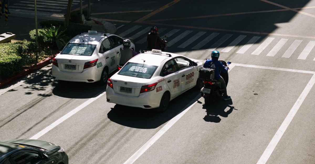 Uber et Hinomaru Kotsu unissent leurs forces pour lancer les robotaxis à Tokyo 2 découvrez les robotaxis, des véhicules autonomes révolutionnaires qui transforment la mobilité urbaine en offrant un transport sûr, efficace et sans conducteur.