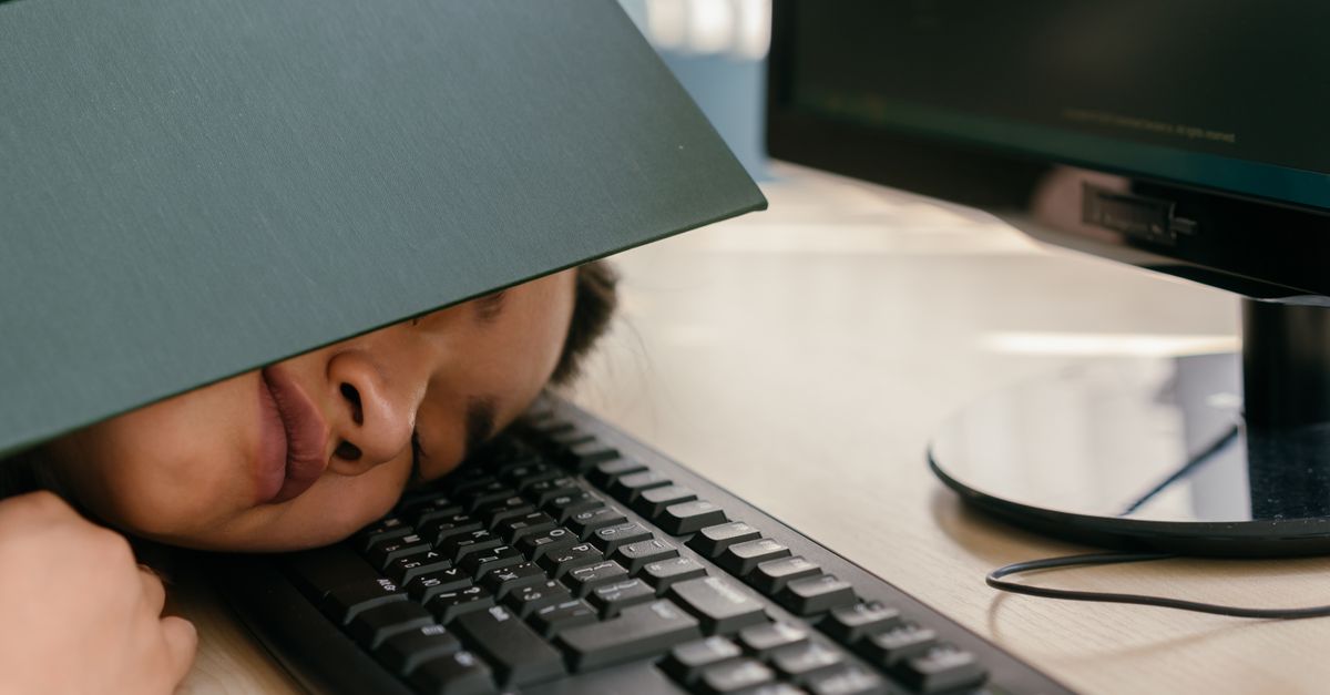 La fatigue liée aux SaaS : comment la surabondance d'applications impacte notre bien-être au travail 1 découvrez comment surmonter la fatigue liée à l'utilisation intensive des solutions saas et optimiser votre productivité au quotidien.