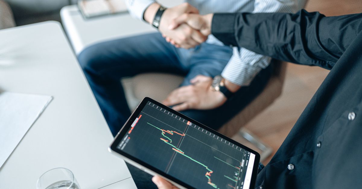 Le secteur informatique et les entreprises de logiciels SaaS dynamisent le marché français des fusions et acquisitions en 2024 11 découvrez les enjeux et opportunités des fusions et acquisitions dans le secteur des solutions saas, avec conseils d'experts et analyses de marché.