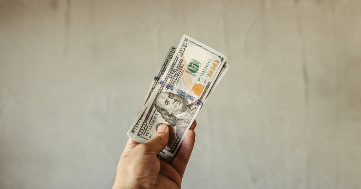 Salaires 2024 : une décrue pour les développeurs web et les ingénieurs logiciels 1 analyse des causes et conséquences de la baisse des salaires en 2024, avec des perspectives économiques et conseils pour s'adapter à cette tendance.