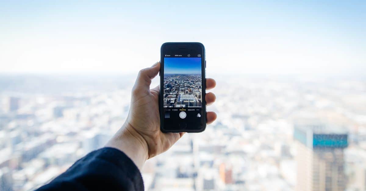 Comment les smart cities transforment nos vies urbaines 1 découvrez comment les smart cities révolutionnent l'urbanisme en intégrant technologies avancées et développement durable pour améliorer la qualité de vie.