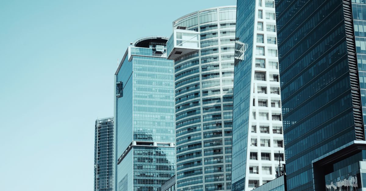 Comment les smart cities transforment nos vies urbaines 2 découvrez comment les smart cities révolutionnent la vie urbaine grâce à l'innovation technologique pour une gestion durable et intelligente des ressources.