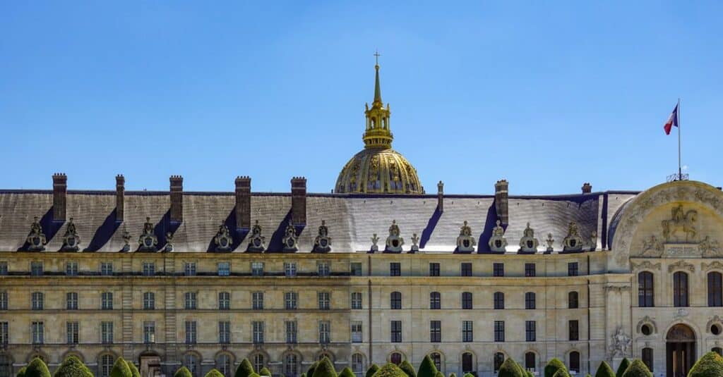 Corée du Sud et France : un nouveau pacte militaire pour contrer les enjeux géopolitiques 9 découvrez le pacte militaire entre la corée du sud et la france, renforçant la coopération stratégique et la sécurité internationale entre les deux nations.