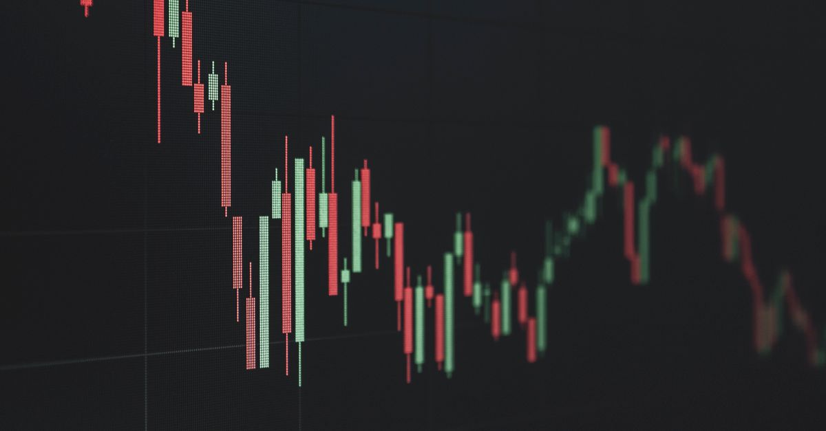 Le S&P et le Nasdaq clôturent en repli après les déclarations rassurantes du président de la Fed, M. Warsh 2 analyse détaillée du déclin des marchés boursiers : causes, impacts et perspectives pour les investisseurs.
