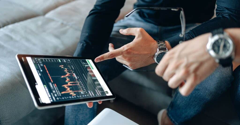Alibaba dégringole, SoftBank lance une émission obligataire, Bitcoin en plein essor : Les actions à surveiller de près 1 découvrez les actions à surveiller aujourd'hui pour optimiser vos investissements et profiter des meilleures opportunités du marché boursier.