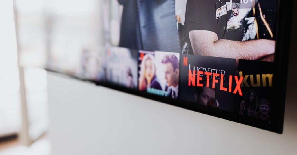 Telus inaugure au Québec et en Ontario une offre de divertissement révolutionnaire alliant streaming et télévision en direct 2 profitez du streaming et de la télévision en direct pour un divertissement sans interruption, où que vous soyez et quand vous le souhaitez.