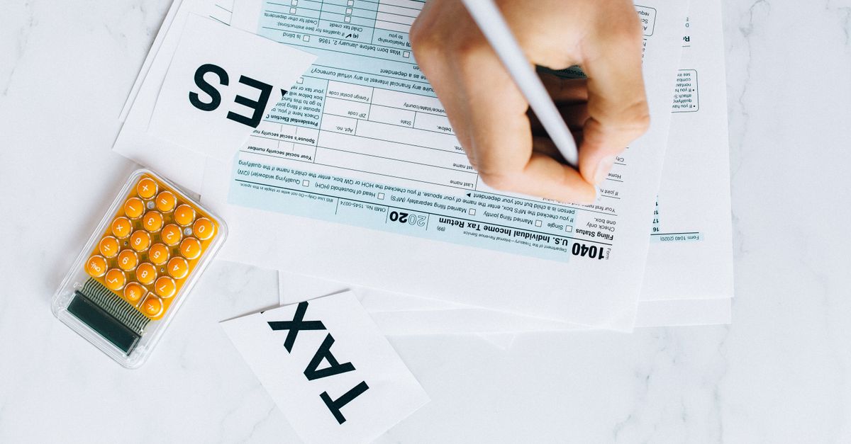 Déclarer vos revenus cette année sur l'application mobile impots.gouv : une étape simplifiée 1 découvrez comment remplir votre déclaration de revenus rapidement et facilement avec notre guide complet et des conseils pratiques pour optimiser votre fiscalité.