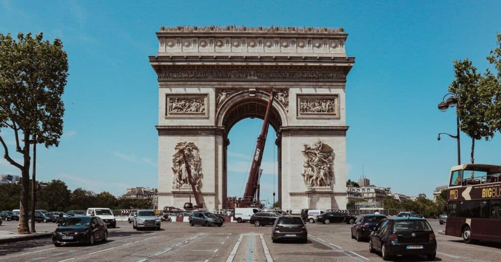 les dix voitures les plus populaires en France au 31 mars 2025 6 découvrez le top 10 des voitures les plus populaires en france en mars 2025, avec les modèles préférés des conducteurs et les tendances du marché automobile.