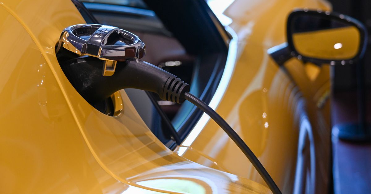 voitures hybrides d'occasion : comment faire le bon choix pour un budget inférieur à 15 000 € ? 2 découvrez notre sélection de voitures hybrides d'occasion fiables et économiques. profitez des meilleures offres sur des véhicules respectueux de l'environnement et performants.