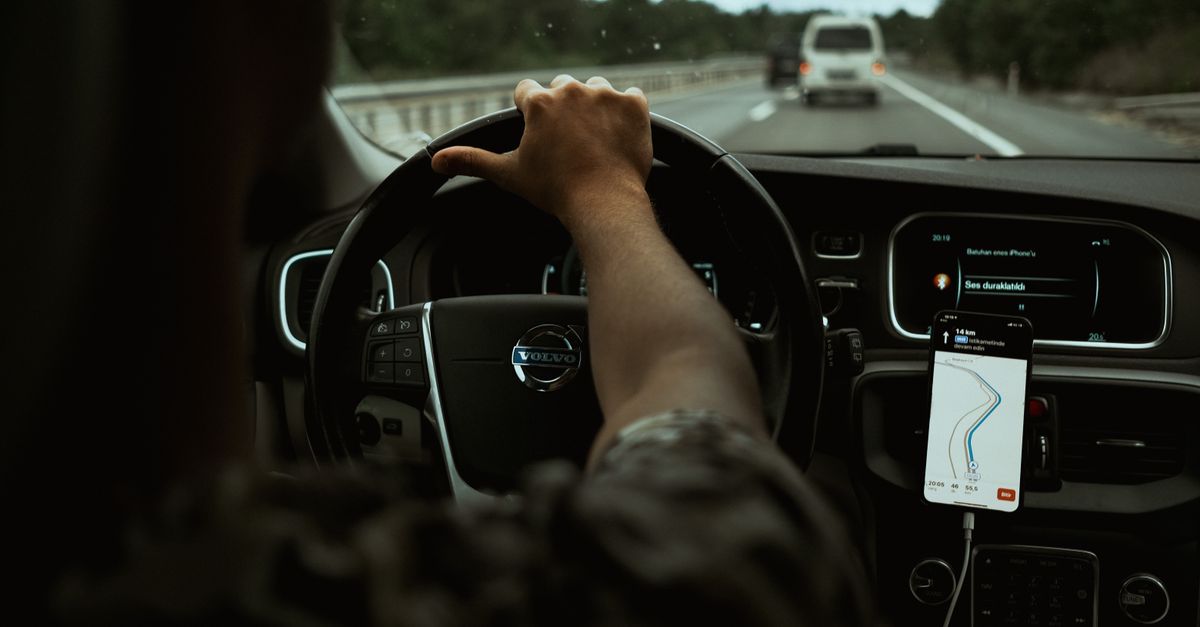 Interdiction des véhicules dotés de technologies chinoises ou russes sur le territoire américain 1 découvrez les implications de l'interdiction des technologies véhicules et son impact sur l'industrie automobile et l'environnement.