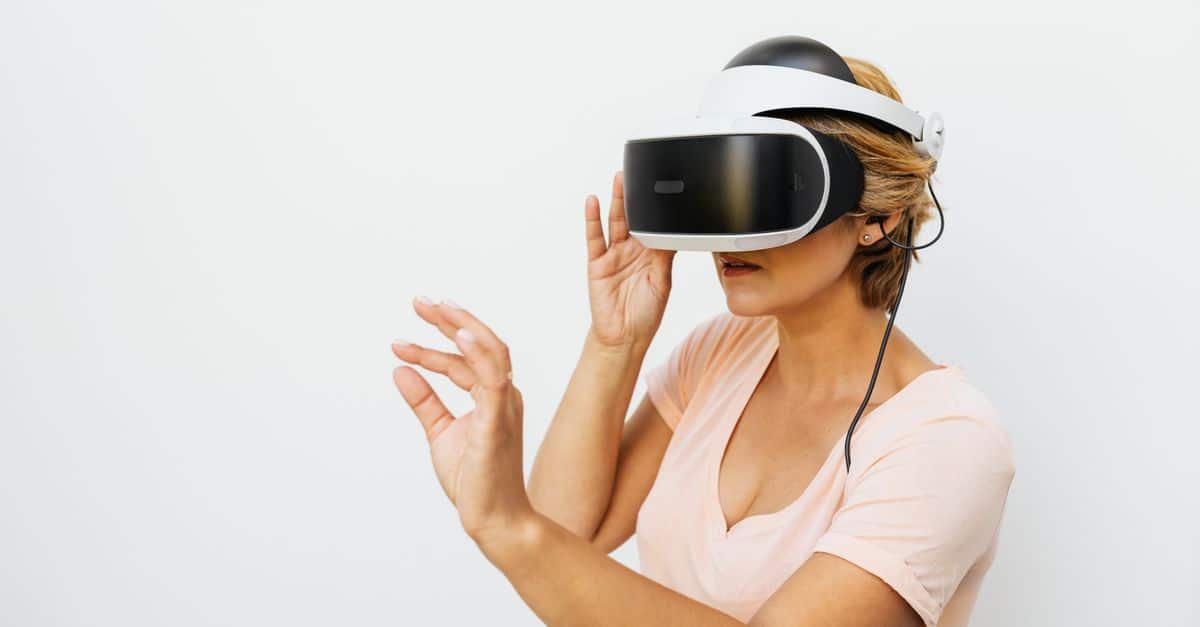 La réalité virtuelle : une nouvelle dimension d'expérience immersive 4 découvrez l'univers immersif de la réalité virtuelle, une technologie innovante qui transporte les utilisateurs dans des environnements numériques interactifs pour des expériences uniques.