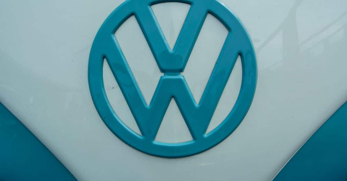 Volkswagen face à une crise majeure : des suppressions d’emplois massives envisagées 11 découvrez l'origine et les impacts de la crise volkswagen, une affaire majeure qui a secoué l'industrie automobile mondiale.