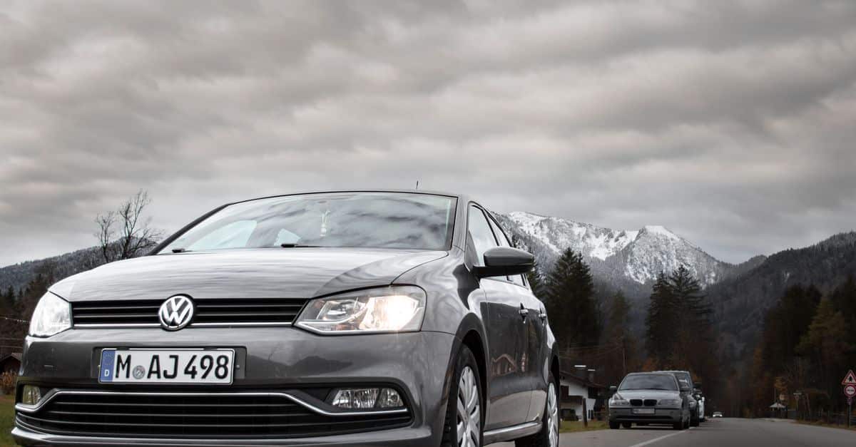 Les raisons du succès durable de la Volkswagen Polo 50 ans après son lancement 2 découvrez la volkswagen polo success, une citadine alliant style, confort et performance pour vos trajets quotidiens. profitez d'une conduite agréable et économique grâce à ses technologies innovantes.
