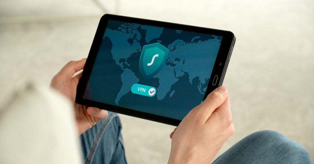 Semaine européenne de la cybersécurité : comment choisir entre un VPN gratuit et un VPN payant selon vos exigences ? 8 découvrez notre comparaison complète des meilleurs vpn pour protéger votre vie privée en ligne et naviguer en toute sécurité.