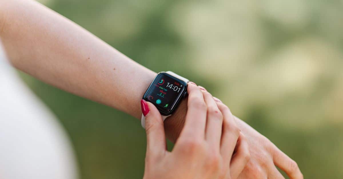 Les avantages des technologies portables dans notre vie quotidienne 4 découvrez les avantages de la technologie portable : amélioration de la santé, suivi en temps réel et confort d'utilisation au quotidien.