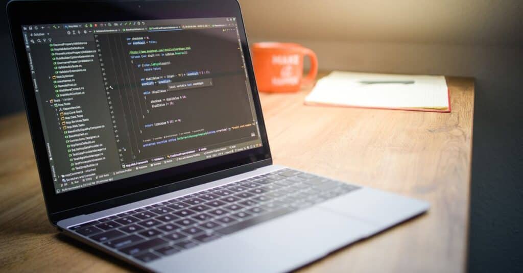 Guide des outils de développement web : comment sélectionner le meilleur en 2025 ? 8 découvrez les meilleurs outils de développement web pour créer des sites modernes, optimiser votre code et améliorer votre productivité.