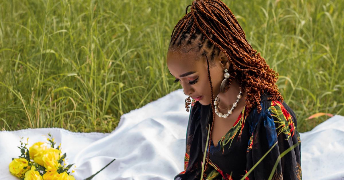Les Chroniques d'Aminata Pouye : Plongée au cœur du Club Mediapart 1 découvrez les aventures captivantes d'aminata pouye à travers ses chroniques, mêlant récits inspirants et réflexions profondes.