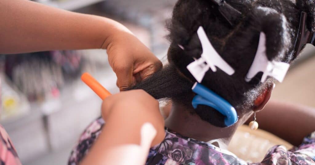 L'Arizona porte plainte contre L'Oréal pour avoir caché les dangers cancérigènes des défrisants capillaires 6 découvrez la plainte de l'arizona contre l'oréal concernant des lisseurs capillaires cancérigènes, mettant en lumière les risques pour la santé et les actions judiciaires en cours.