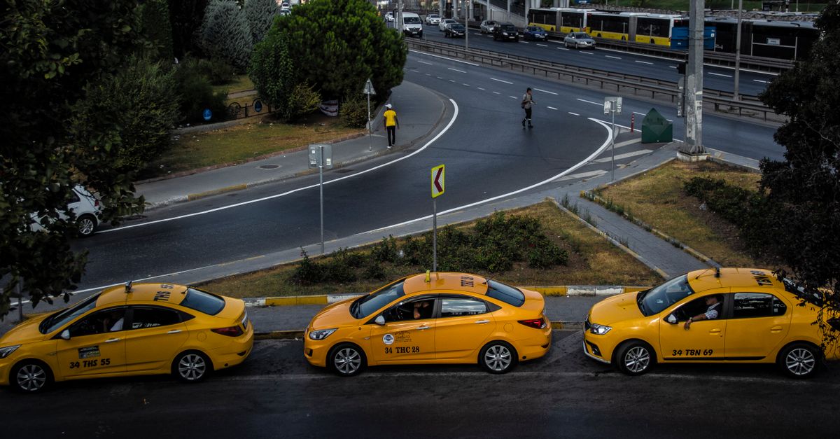 Waymo et ses partenaires japonais : le lancement d'un service révolutionnaire de taxis autonomes à Tokyo prévu pour 2027 3 découvrez les taxis autonomes, une révolution dans le transport urbain offrant sécurité, confort et efficacité grâce à la technologie sans conducteur.