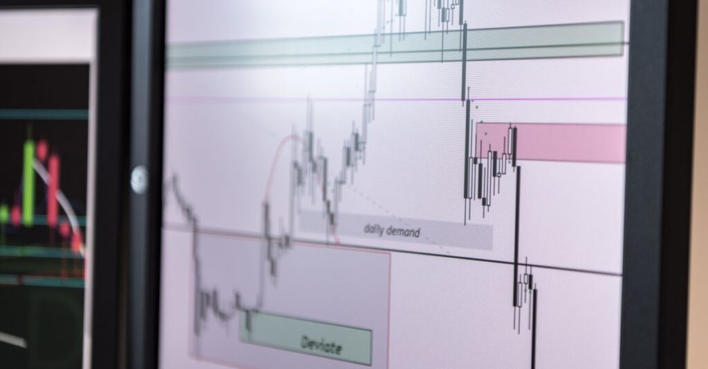 Comprendre le « bear market » : Plongée dans le marché baissier des cryptomonnaies 5 découvrez ce qu'est un bear market, ses caractéristiques et son impact sur les marchés financiers. comprenez comment naviguer durant une période de baisse prolongée.