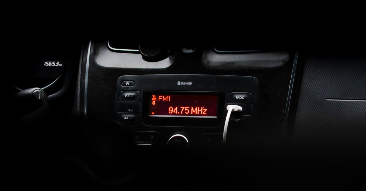 Automobile : les radios réclament un accès direct et gratuit via un équipement audio adapté pour l'écoute en voiture 9 découvrez notre sélection d'accessoires pour autoradio, compatibles avec toutes les marques et modèles de voitures. améliorez votre expérience audio en voiture dès aujourd'hui !