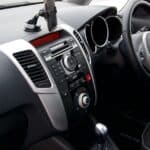 Automobile : les radios réclament un accès direct et gratuit via un équipement audio adapté pour l&rsquo;écoute en voiture