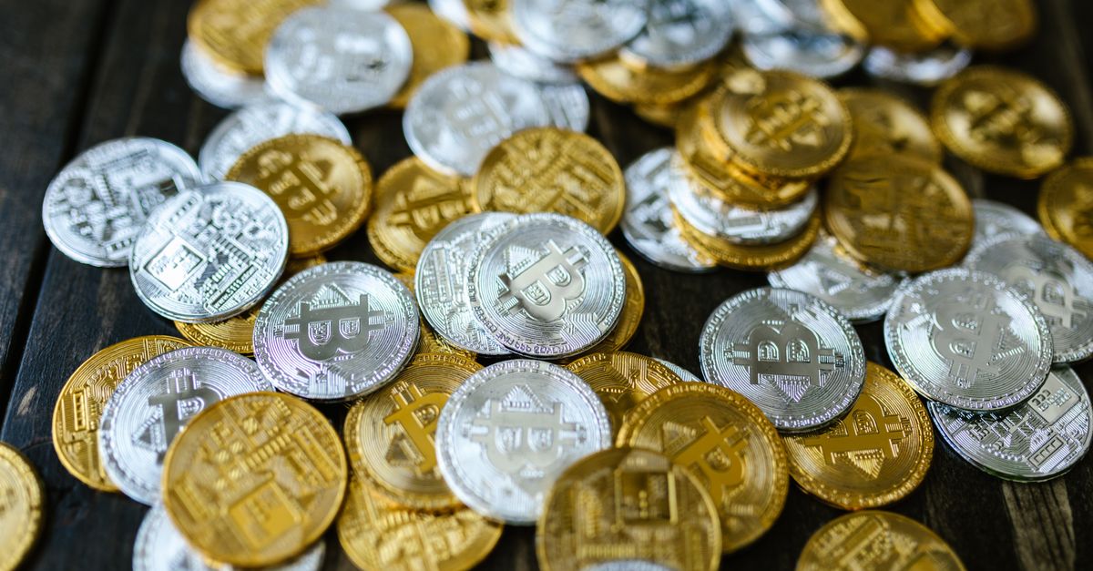 Une exploitation secrète de cryptomonnaies dans les montagnes mexicaines dévoile les coulisses du financement illicite 11 découvrez tout sur le mining de cryptomonnaies, ses techniques, équipements nécessaires et conseils pour optimiser vos gains dans le domaine de la blockchain.