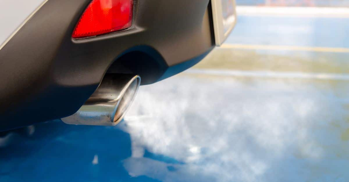 Ces voitures dites écologiques émettent jusqu'à 4,6 fois plus de pollution que prévu, selon une nouvelle étude 5 découvrez comment les voitures écologiques réduisent la pollution en utilisant des technologies durables pour un avenir plus propre et respectueux de l'environnement.