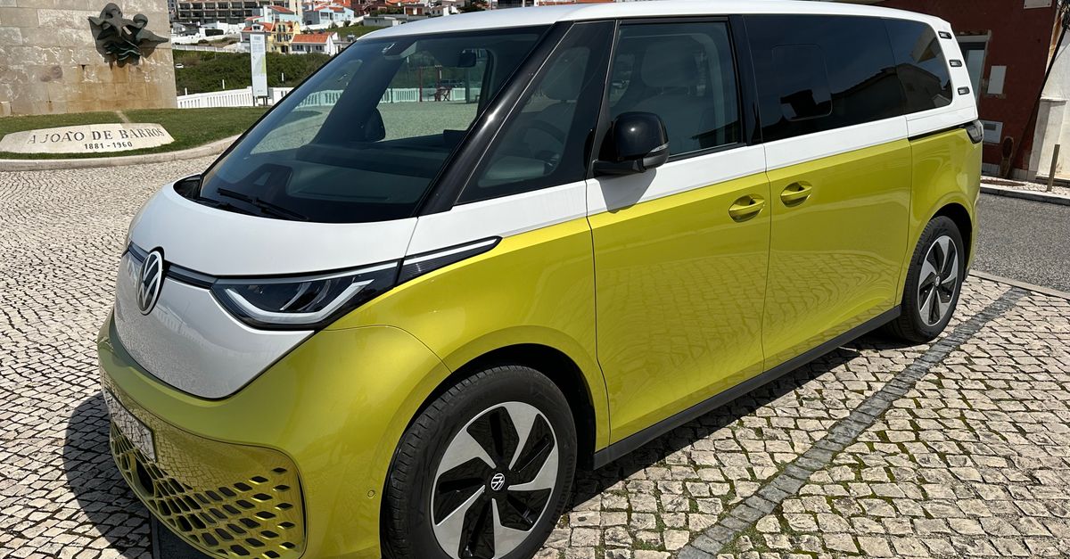 Automobile : Renault présente le nouveau Trafic Van E-Tech électrique, son fourgon 100 % zéro émission 10 découvrez notre sélection de fourgons électriques alliant performance, écologie et économie d'énergie pour un transport durable et efficace.