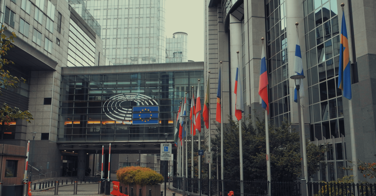 Suspension des sanctions de l'UE sur deux oligarques russes : les 27 membres restent divisés, les négociations se poursuivent 2 découvrez les informations essentielles sur la suspension des sanctions de l'union européenne, leurs implications légales et leurs impacts économiques.