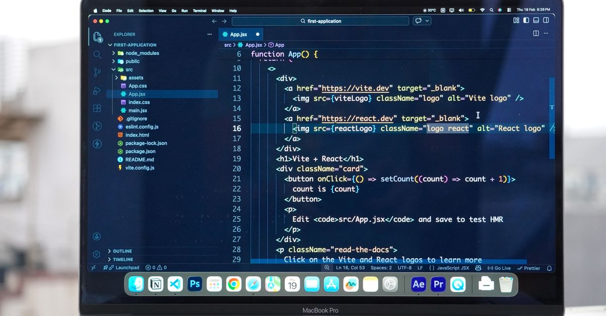 Offre d'Emploi Freelance : Développeur Front-End React/TypeScript avec Compétences en IA Augmentée - Opportunité à Lille (IT 2 développeur front-end freelance spécialisé en react et typescript, offrant des solutions web performantes et sur mesure pour vos projets.