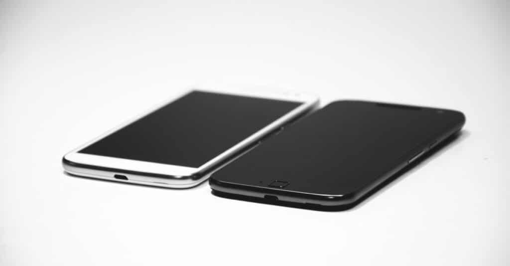 Top des smartphones 5G incontournables pour les professionnels en 2026 - Guide ZDNET 7 découvrez notre sélection des meilleurs smartphones g alliant performance, design et innovation. trouvez le modèle parfait adapté à vos besoins et restez connecté avec style.