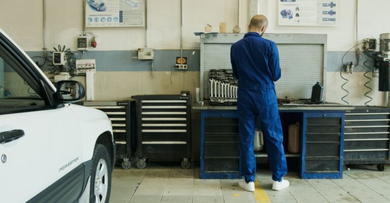 Allemagne : Mobilisation des travailleurs de l&rsquo;automobile face à une crise sectorielle majeure