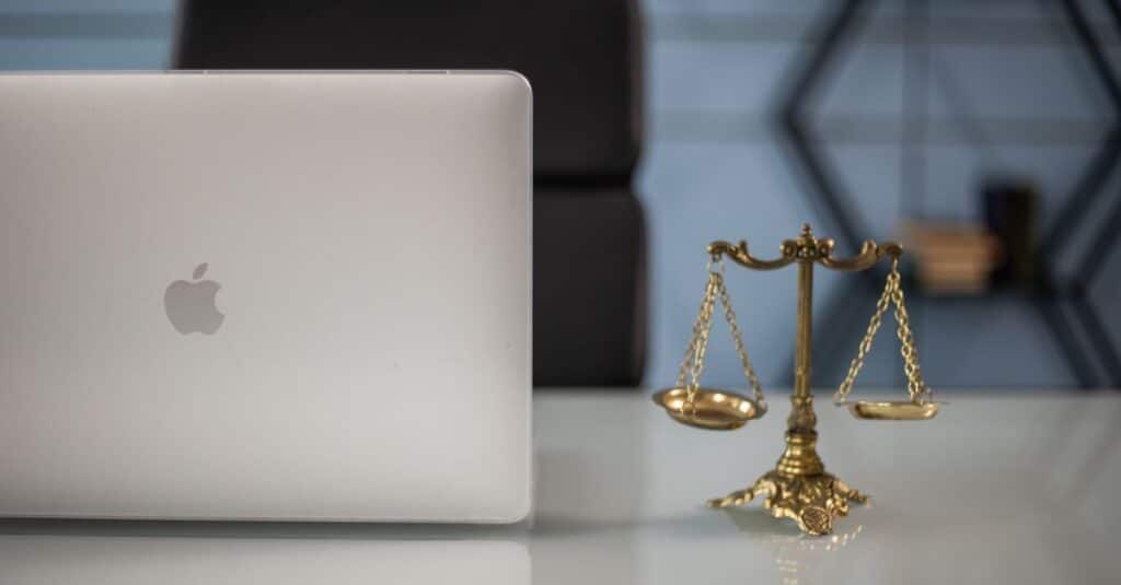 Le cabinet Morgan & Morgan investit un milliard de dollars pour révolutionner le secteur juridique grâce à l'intelligence artificielle 10 découvrez les solutions legaltech innovantes qui révolutionnent le secteur juridique en simplifiant les démarches, automatisant les contrats et facilitant l'accès au droit pour tous.