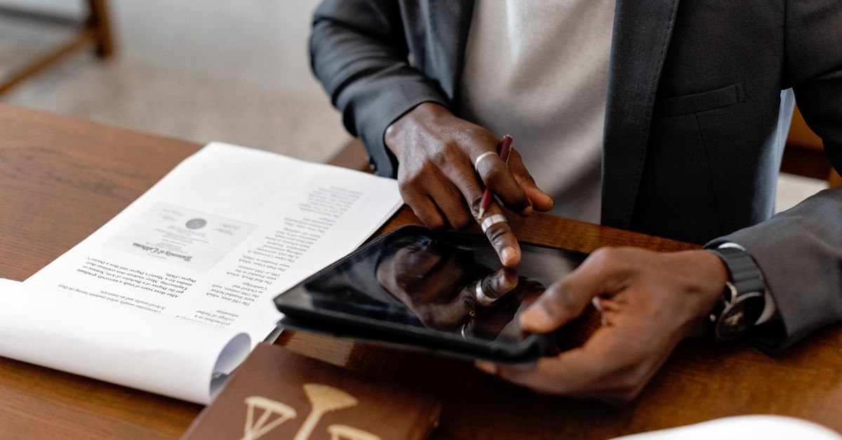Le cabinet Morgan & Morgan investit un milliard de dollars pour révolutionner le secteur juridique grâce à l'intelligence artificielle 10 découvrez comment la legaltech révolutionne le secteur juridique grâce à des solutions innovantes pour simplifier les démarches légales et optimiser la gestion des documents.