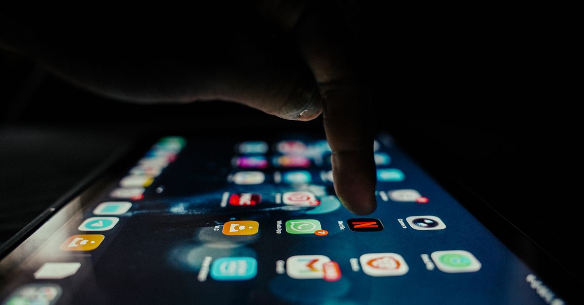 Téléchargez Mobile Connecté : L'Application Votre Téléphone pour Windows, iOS et Android 1 découvrez notre application de connexion mobile pour rester connecté en toute simplicité, où que vous soyez. profitez d'une interface intuitive et de fonctionnalités avancées pour une expérience optimale.