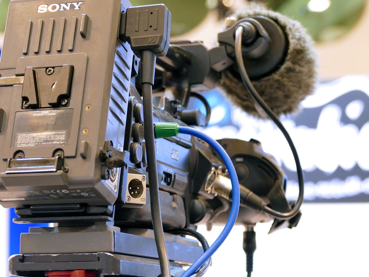 George Clooney, Tom Hanks, Joaquin Phoenix : Découvrez les 10 films incontournables à voir absolument sur Apple TV 7 découvrez les films incontournables à ne pas manquer sur apple tv pour des soirées cinéma inoubliables.