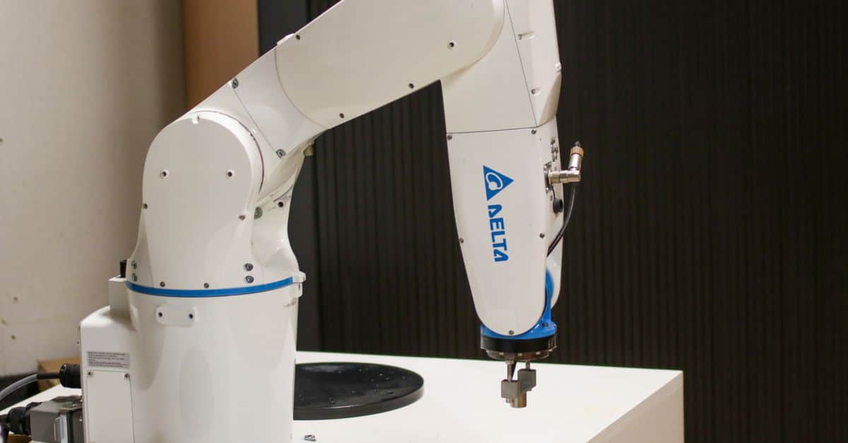 L'essor des robots de réparation orbitale : la stratégie européenne pour préserver et prolonger la vie des satellites en orbite 1 découvrez nos robots de réparation orbitale, conçus pour intervenir efficacement sur les satellites et engins spatiaux en orbite, garantissant maintenance et sécurité dans l'espace.