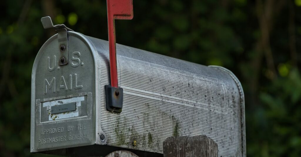 Attention : Une fraude postale de la DGFiP vise spécifiquement les possesseurs de cryptomonnaies 3 découvrez comment reconnaître et prévenir la fraude postale pour protéger vos envois et informations personnelles.